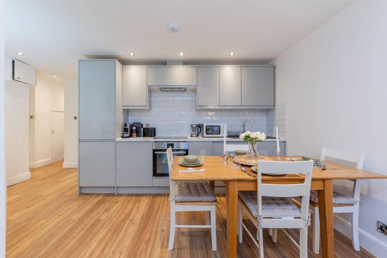 Three-Bedroom Bliss In London Town Buitenkant foto
